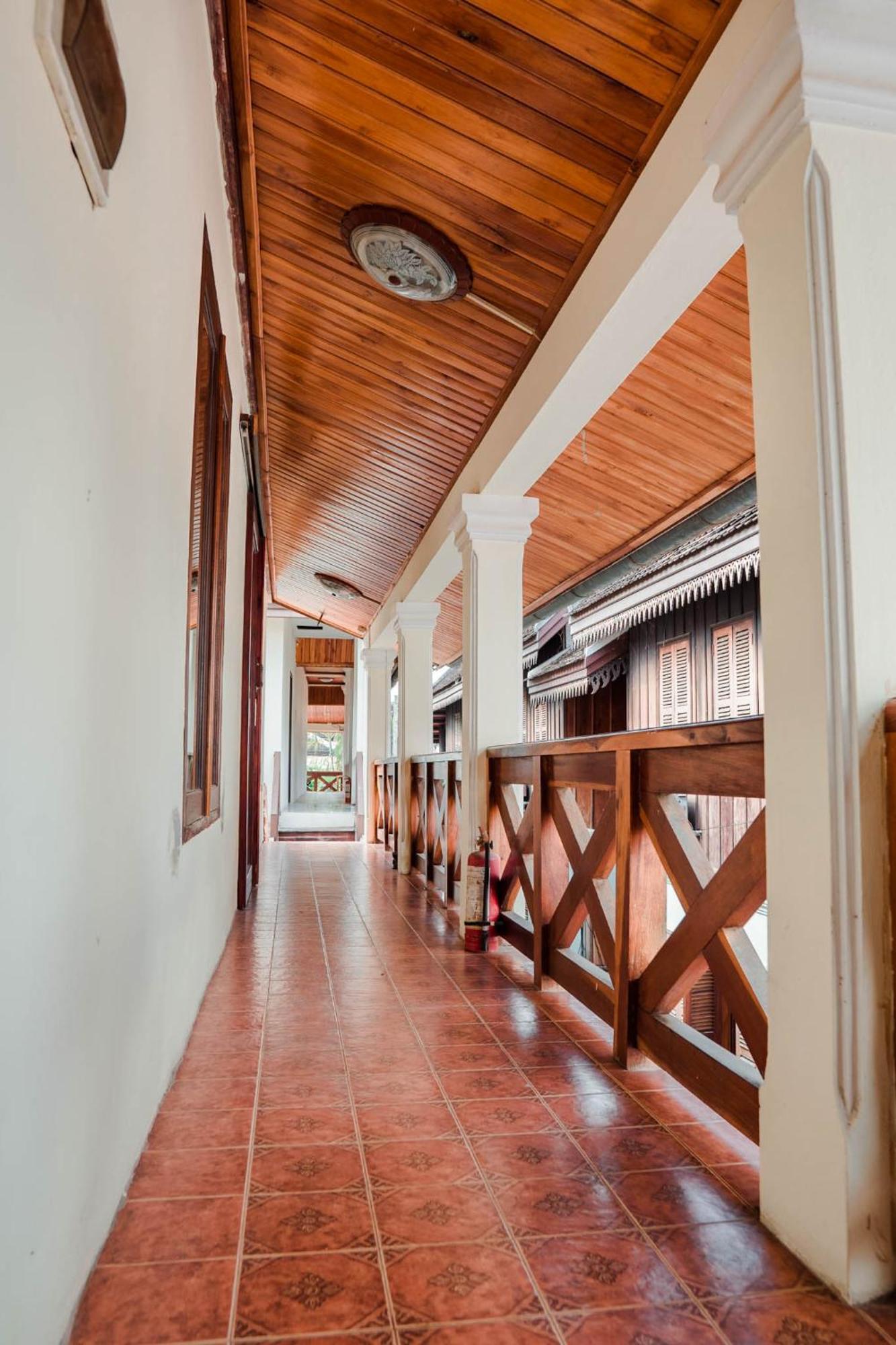 Oudomsouk Luang Prabang Hotel Exterior foto